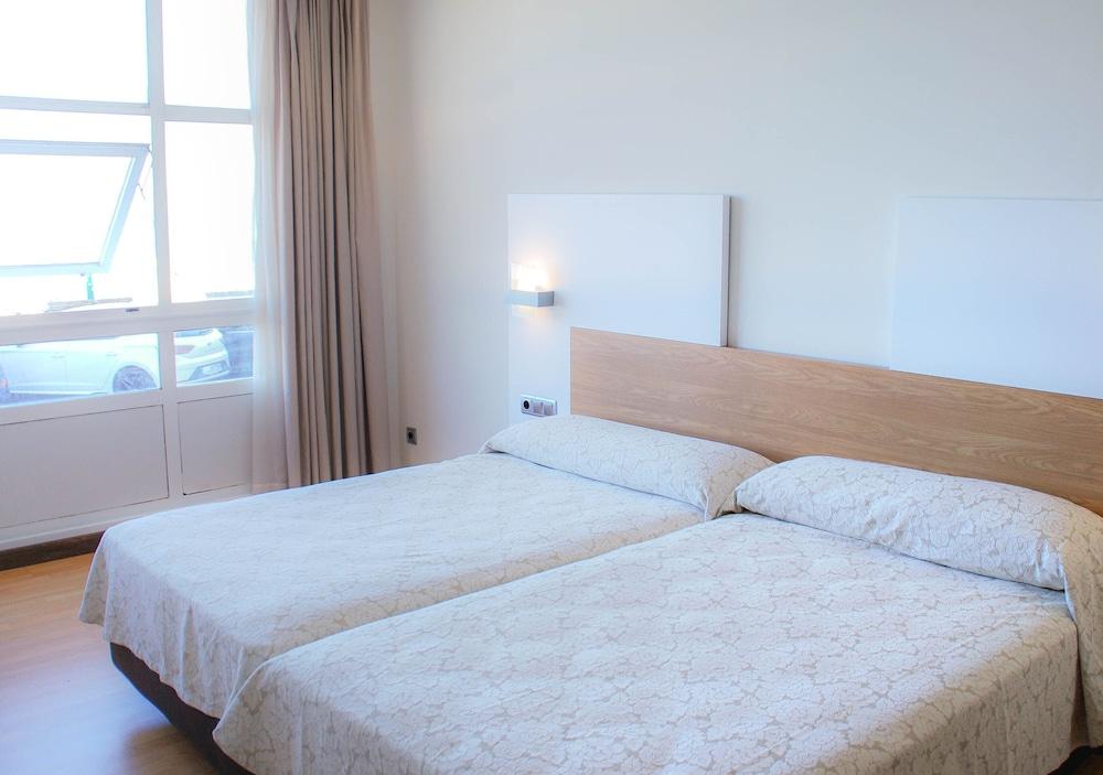 Hotel Faranda Rias Altas, Ascend Hotel Collection 페리요 외부 사진