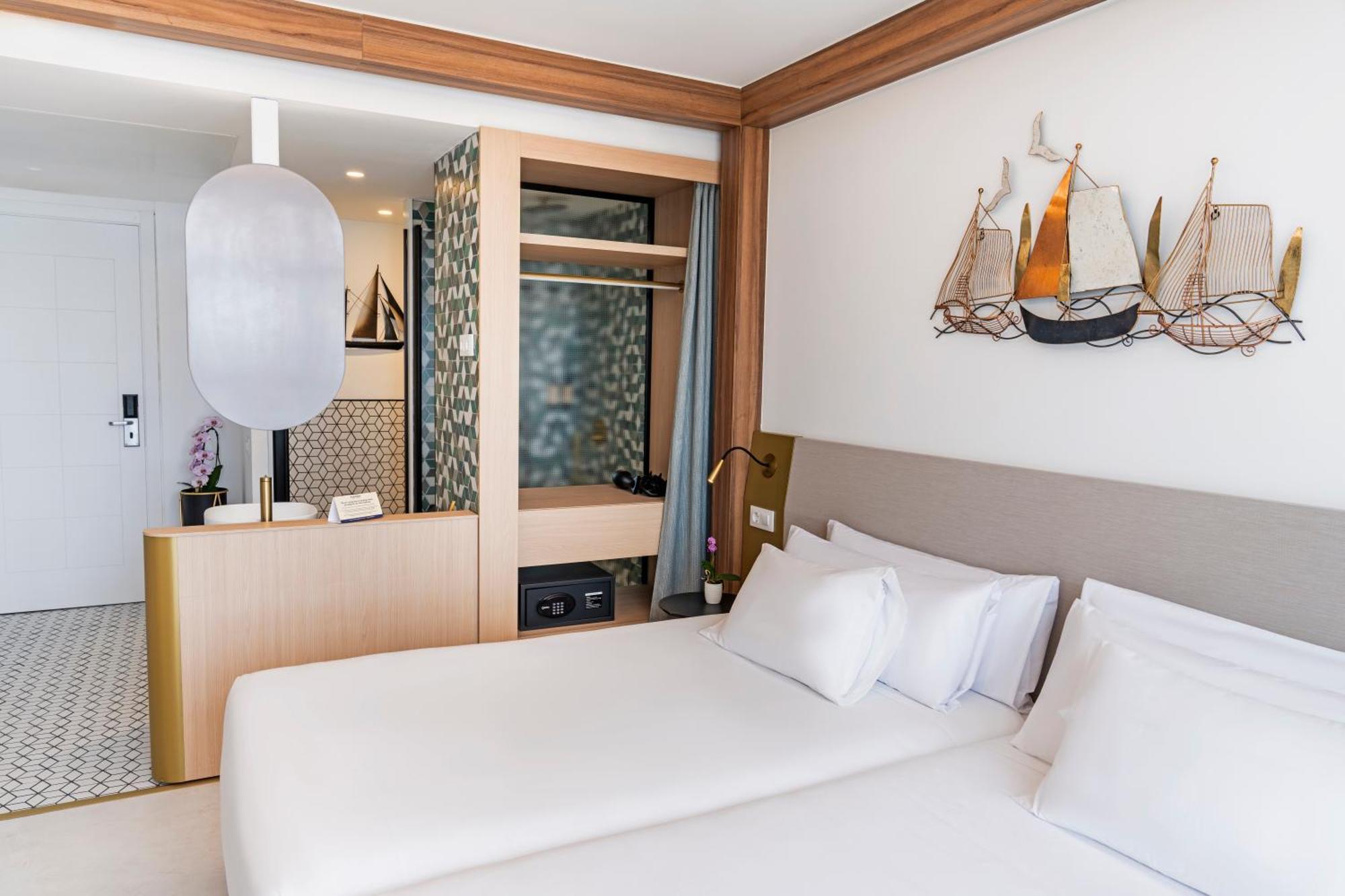 Hotel Faranda Rias Altas, Ascend Hotel Collection 페리요 외부 사진